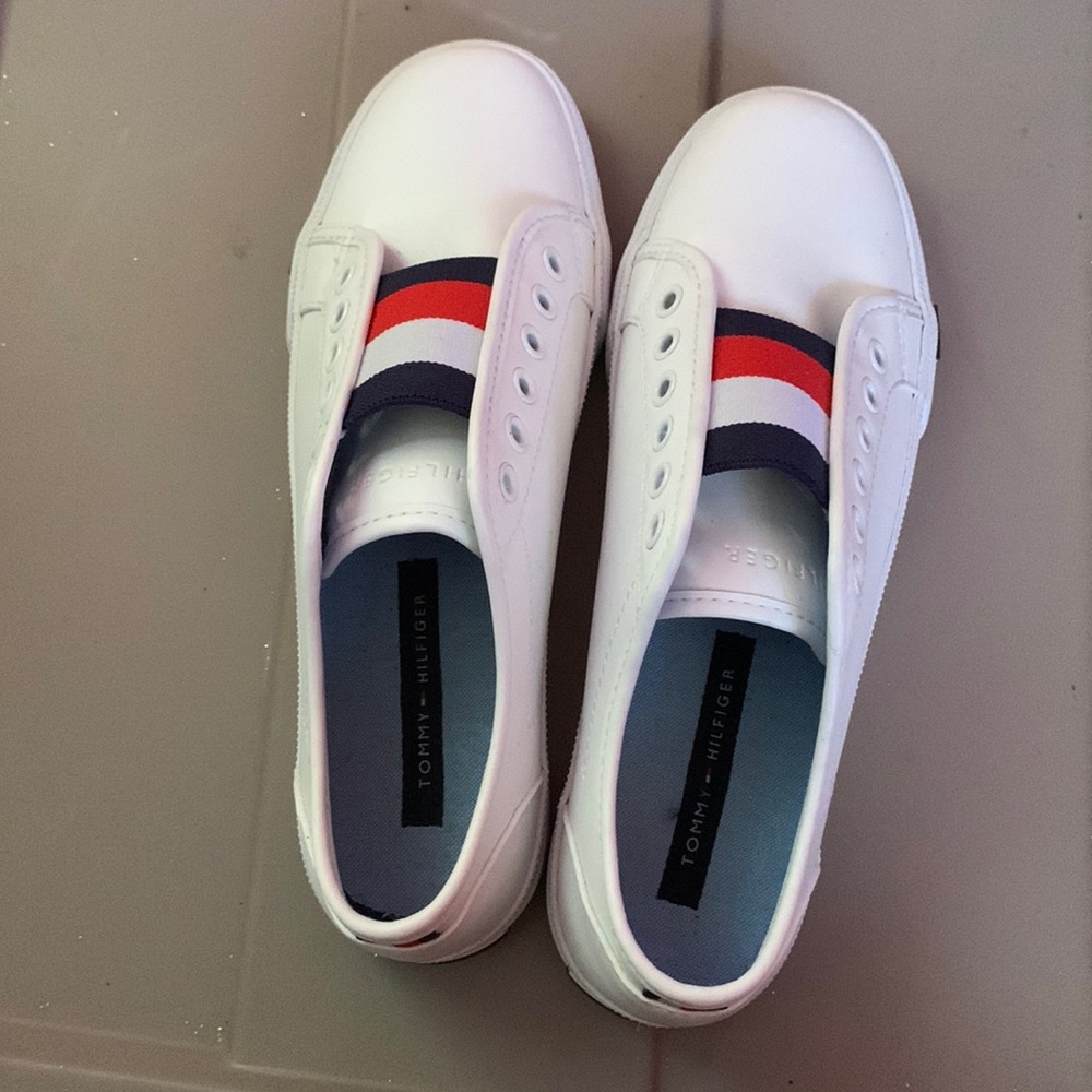 Tommy Shoes